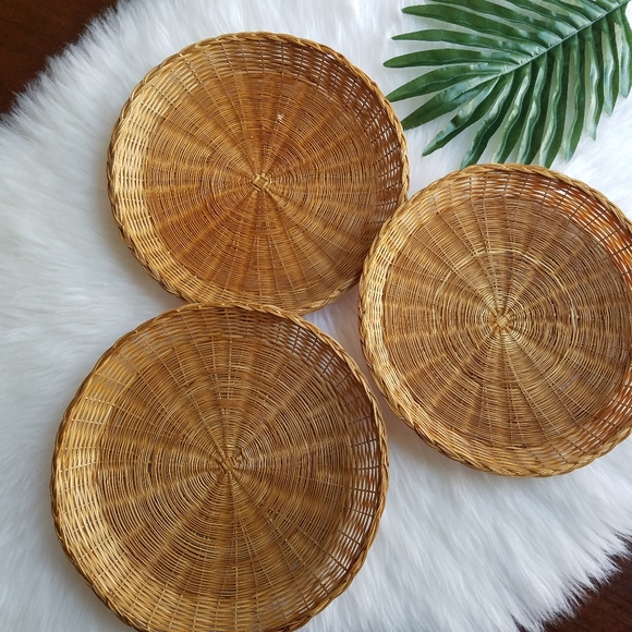 Vintage Boho Straw Plates (3 pc) - Picture 9 of 16